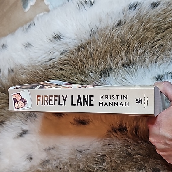 Book - Picture 3 of 5